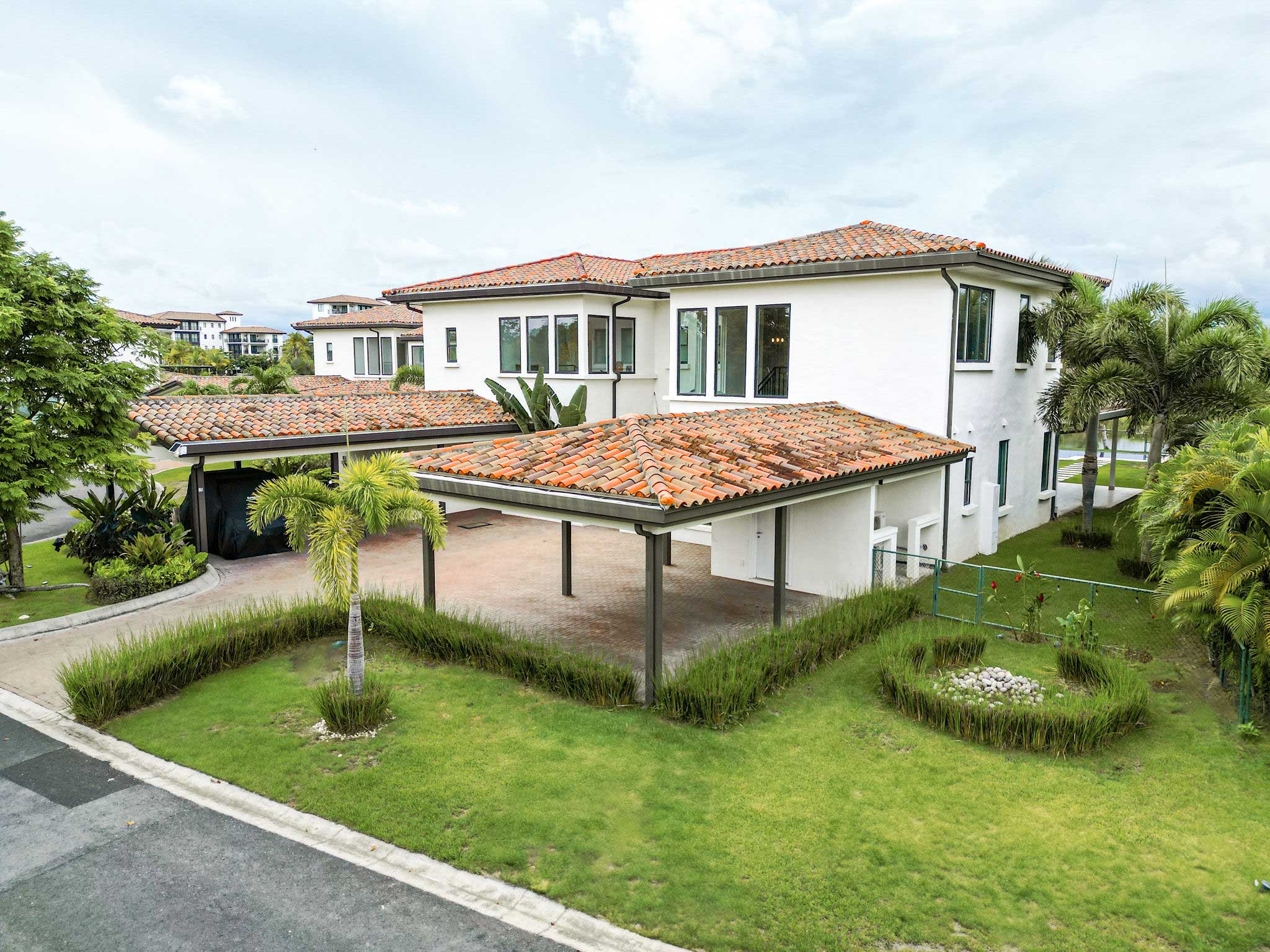 Buena Ventura Villa. IMRO GROUP, Panamá.